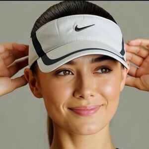 Nike Featherlight Dri-Fit Visor Hat Adjustable White Gray Golf Hat Unisex VG